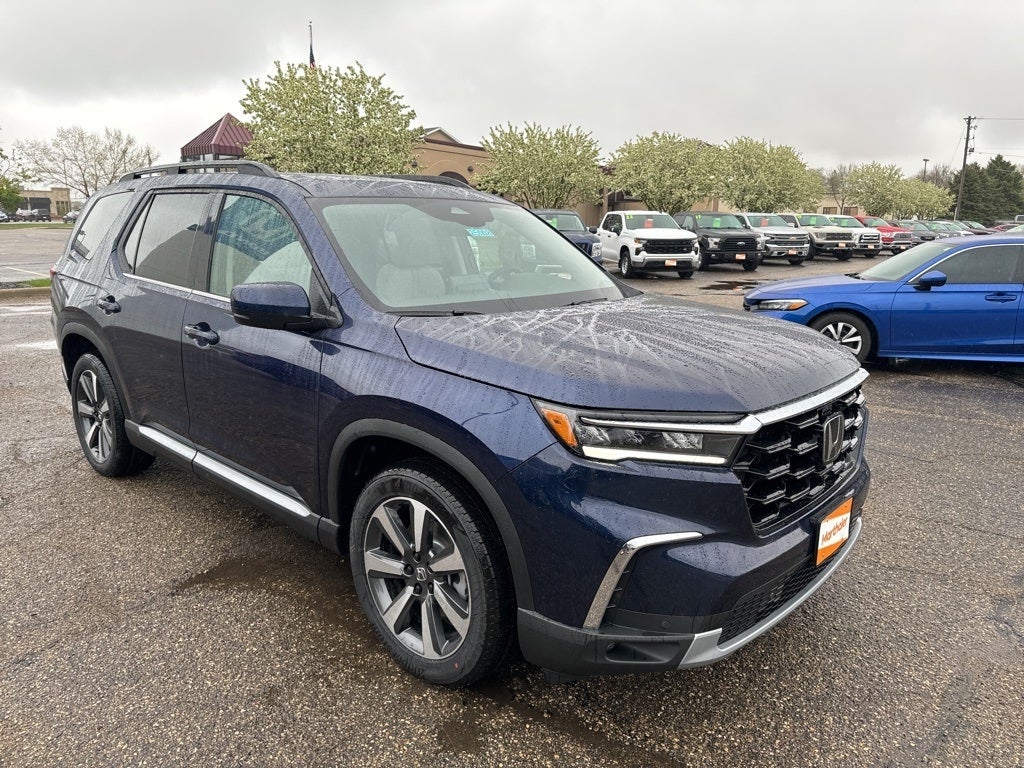 2025 Honda Pilot Touring **AVAILABLE IN STOCK**